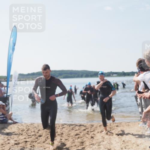 22.06.2025 - Viking Triathlon MichiJ http://msf.ph/oto/8089384 22.06.2025 10:37:29 Schwimmen 21, 34, 131, 141, 163, 177, 180, 187, 233, 245, 253, 312, 316, 344, 383, 456, 614, 639 meine-sportfotos.de