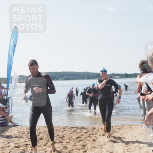 22.06.2025 - Viking Triathlon MichiJ http://msf.ph/oto/8089395 22.06.2025 10:37:29 Schwimmen 21, 34, 131, 141, 163, 177, 180, 187, 233, 245, 253, 312, 316, 344, 383, 456, 614, 639 meine-sportfotos.de