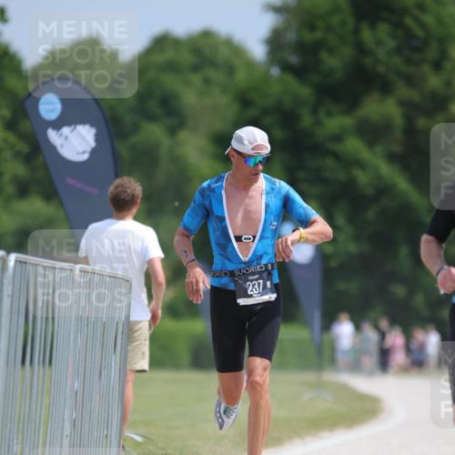 22.06.2025 - Viking Triathlon H.Heesch http://msf.ph/oto/8089408 22.06.2025 12:58:23 Laufen 28, 173, 237 meine-sportfotos.de