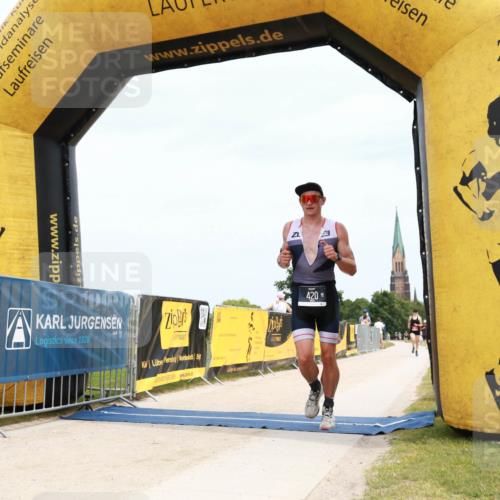 22.06.2025 - Viking Triathlon H.Heesch http://msf.ph/oto/8089416 22.06.2025 13:29:55 Laufen 211, 420 meine-sportfotos.de