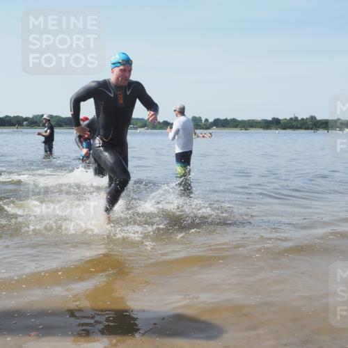 22.06.2025 - Viking Triathlon KatJ http://msf.ph/oto/8089442 22.06.2025 10:25:06 Schwimmen 4, 521 meine-sportfotos.de