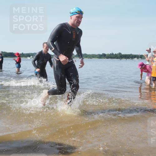22.06.2025 - Viking Triathlon KatJ http://msf.ph/oto/8089447 22.06.2025 10:25:07 Schwimmen 4, 521 meine-sportfotos.de