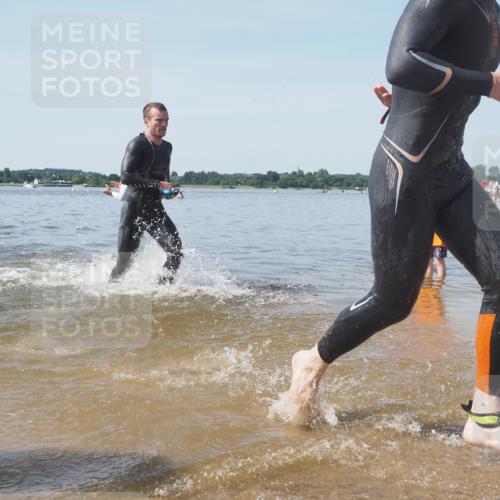22.06.2025 - Viking Triathlon KatJ http://msf.ph/oto/8089456 22.06.2025 10:25:07 Schwimmen 4, 521 meine-sportfotos.de