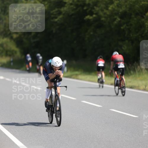 22.06.2025 - Viking Triathlon Yannick Fuchs http://msf.ph/oto/8089522 22.06.2025 11:04:53 Radfahren 156, 167, 182, 370, 557 meine-sportfotos.de