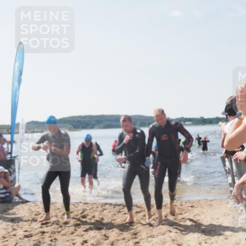 22.06.2025 - Viking Triathlon MichiJ http://msf.ph/oto/8089524 22.06.2025 10:37:34 Schwimmen 21, 34, 131, 141, 163, 177, 180, 187, 245, 253, 312, 316, 344, 456, 506, 614, 639, 645 meine-sportfotos.de