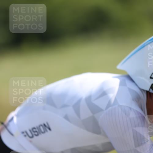 22.06.2025 - Viking Triathlon Yannick Fuchs http://msf.ph/oto/8089632 22.06.2025 11:05:16 Radfahren 191, 324, 628 meine-sportfotos.de