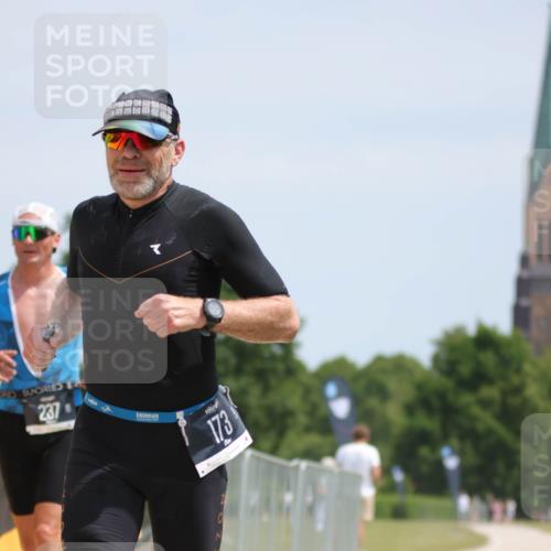 22.06.2025 - Viking Triathlon H.Heesch http://msf.ph/oto/8089637 22.06.2025 12:58:28 Laufen 173, 237 meine-sportfotos.de