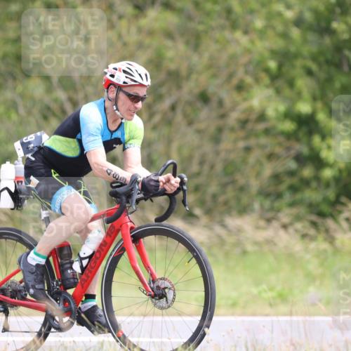 22.06.2025 - Viking Triathlon Yannick Fuchs http://msf.ph/oto/8089648 22.06.2025 13:21:26 Radfahren 483, 489, 649 meine-sportfotos.de