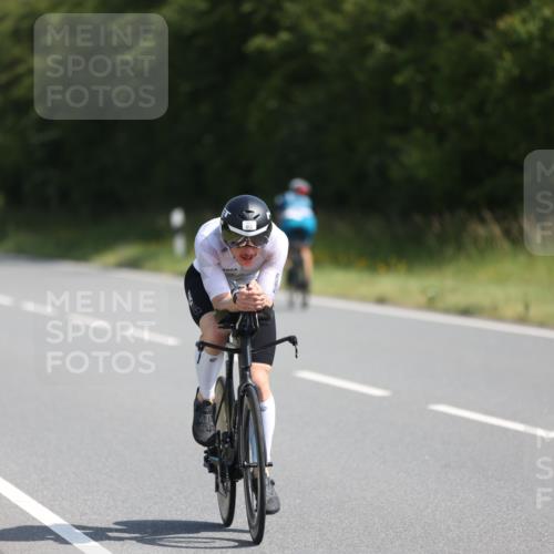 22.06.2025 - Viking Triathlon Yannick Fuchs http://msf.ph/oto/8089659 22.06.2025 11:05:26 Radfahren 79, 93, 141, 191, 254, 408, 455 meine-sportfotos.de