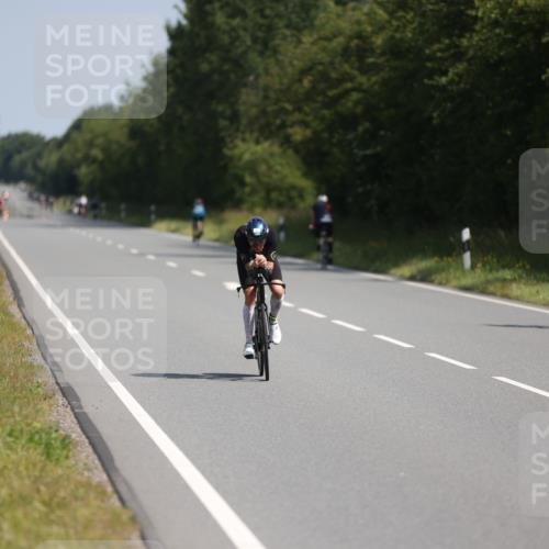 22.06.2025 - Viking Triathlon Yannick Fuchs http://msf.ph/oto/8089719 22.06.2025 11:05:34 Radfahren 93, 254, 335, 408, 657, 661 meine-sportfotos.de