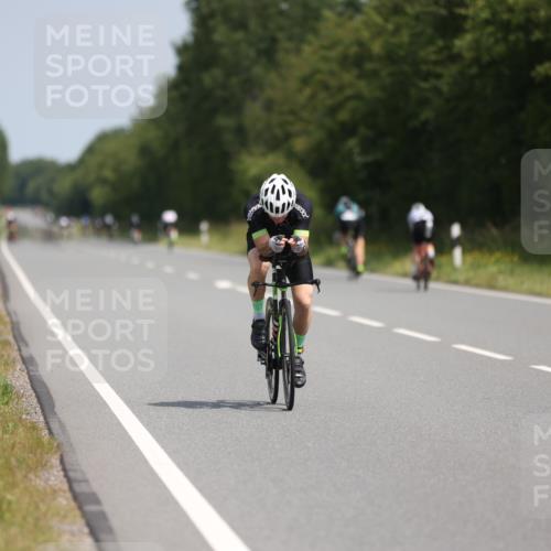 22.06.2025 - Viking Triathlon Yannick Fuchs http://msf.ph/oto/8089721 22.06.2025 11:50:16 Radfahren 72, 153, 523, 553, 639 meine-sportfotos.de