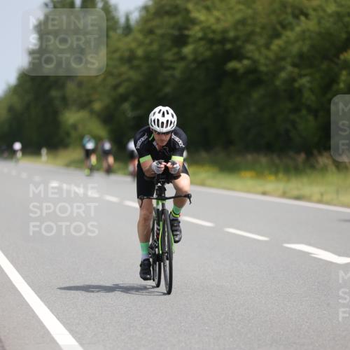 22.06.2025 - Viking Triathlon Yannick Fuchs http://msf.ph/oto/8089747 22.06.2025 11:50:17 Radfahren 72, 153, 523, 639 meine-sportfotos.de