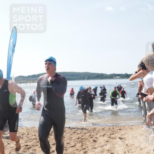 22.06.2025 - Viking Triathlon MichiJ http://msf.ph/oto/8089771 22.06.2025 10:37:38 Schwimmen 21, 131, 141, 163, 177, 180, 187, 245, 396, 411, 433, 456, 506, 614, 619, 639, 645 meine-sportfotos.de