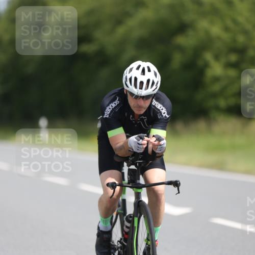 22.06.2025 - Viking Triathlon Yannick Fuchs http://msf.ph/oto/8089773 22.06.2025 11:50:18 Radfahren 72, 153, 523, 639 meine-sportfotos.de