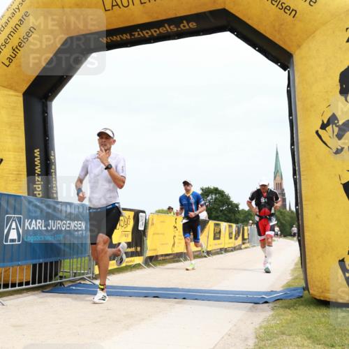 22.06.2025 - Viking Triathlon H.Heesch http://msf.ph/oto/8089784 22.06.2025 13:34:01 Laufen 28, 156, 482, 555 meine-sportfotos.de