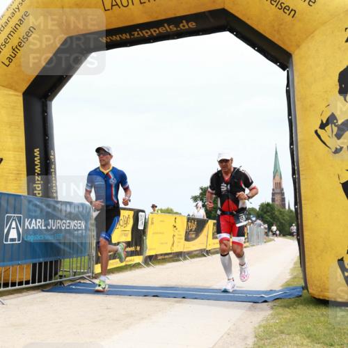 22.06.2025 - Viking Triathlon H.Heesch http://msf.ph/oto/8089795 22.06.2025 13:34:02 Laufen 28, 156, 482, 555 meine-sportfotos.de