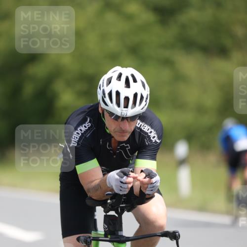 22.06.2025 - Viking Triathlon Yannick Fuchs http://msf.ph/oto/8089799 22.06.2025 11:50:19 Radfahren 72, 153, 523, 639 meine-sportfotos.de
