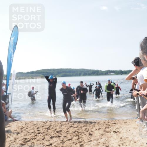 22.06.2025 - Viking Triathlon MichiJ http://msf.ph/oto/8089810 22.06.2025 10:37:39 Schwimmen 21, 131, 141, 163, 177, 187, 245, 396, 411, 433, 456, 506, 614, 619, 639, 645 meine-sportfotos.de