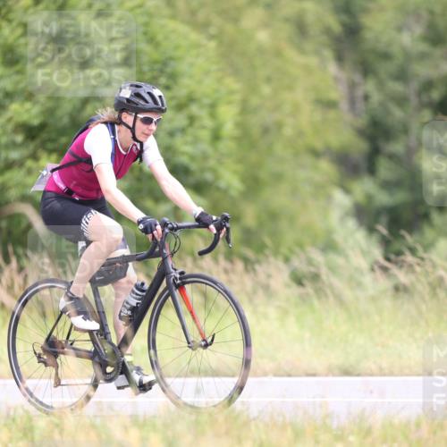22.06.2025 - Viking Triathlon Yannick Fuchs http://msf.ph/oto/8089812 22.06.2025 13:21:40 Radfahren 249, 364, 460 meine-sportfotos.de