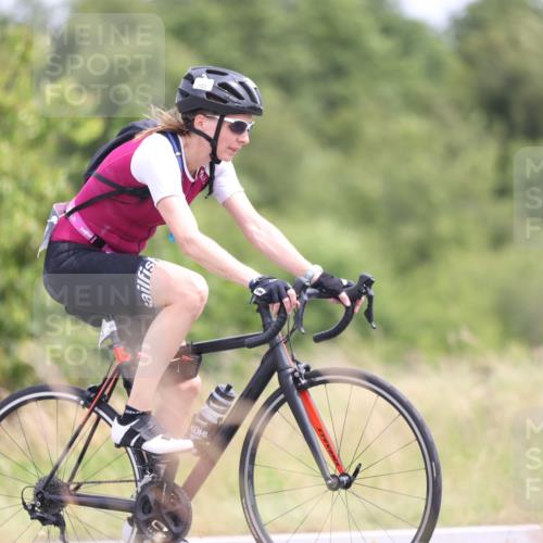 22.06.2025 - Viking Triathlon Yannick Fuchs http://msf.ph/oto/8089830 22.06.2025 13:21:41 Radfahren 249, 364, 460 meine-sportfotos.de