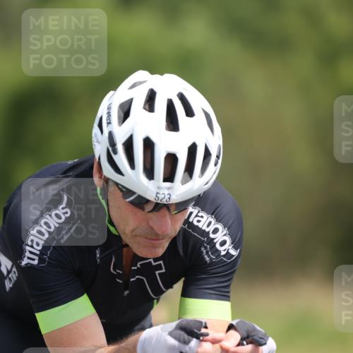 22.06.2025 - Viking Triathlon Yannick Fuchs http://msf.ph/oto/8089835 22.06.2025 11:50:19 Radfahren 72, 153, 523, 639 meine-sportfotos.de