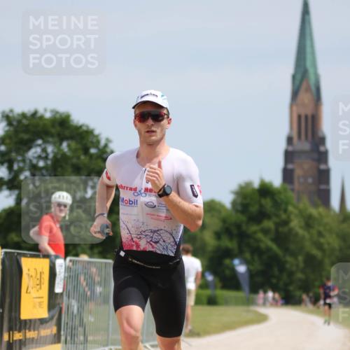 22.06.2025 - Viking Triathlon H.Heesch http://msf.ph/oto/8089846 22.06.2025 12:58:58 Laufen 521 meine-sportfotos.de