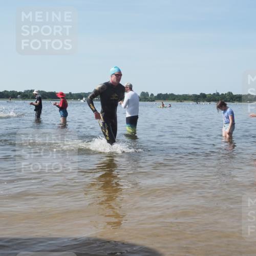 22.06.2025 - Viking Triathlon KatJ http://msf.ph/oto/8089864 22.06.2025 10:25:43 Schwimmen 2, 10, 420, 455, 485, 544, 557 meine-sportfotos.de