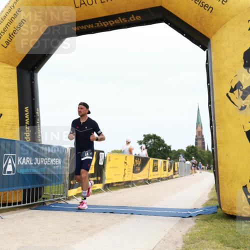 22.06.2025 - Viking Triathlon H.Heesch http://msf.ph/oto/8089866 22.06.2025 13:34:37 Laufen 52, 54, 294 meine-sportfotos.de