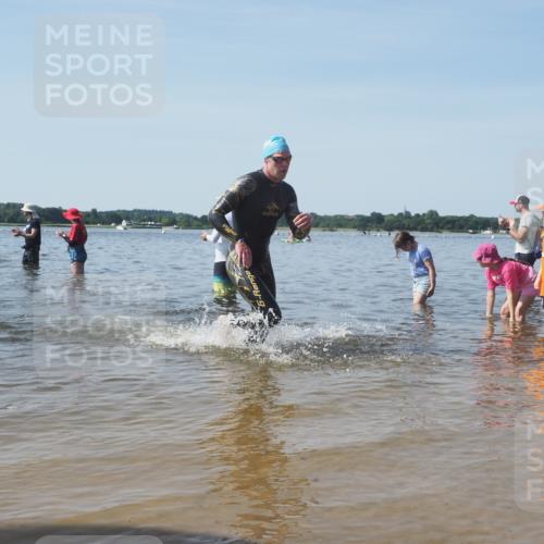 22.06.2025 - Viking Triathlon KatJ http://msf.ph/oto/8089882 22.06.2025 10:25:44 Schwimmen 2, 10, 420, 455, 485, 544, 557 meine-sportfotos.de