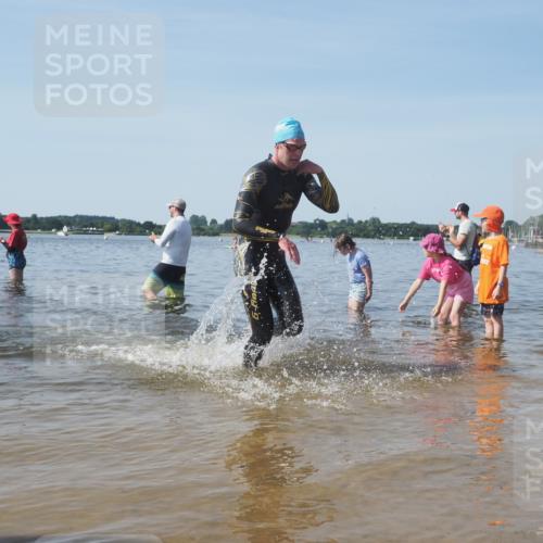 22.06.2025 - Viking Triathlon KatJ http://msf.ph/oto/8089895 22.06.2025 10:25:44 Schwimmen 2, 10, 420, 455, 485, 544, 557 meine-sportfotos.de