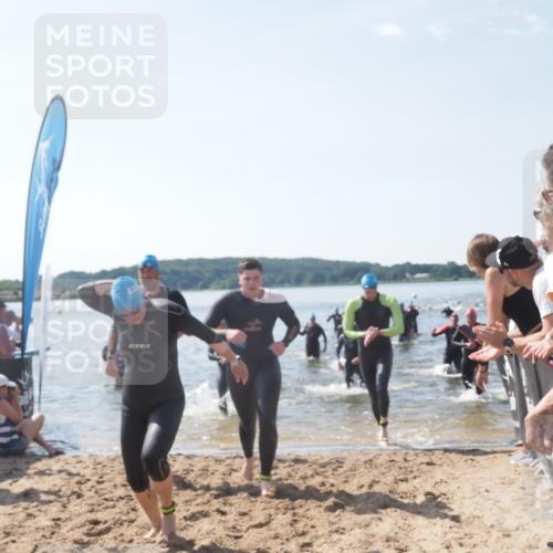 22.06.2025 - Viking Triathlon MichiJ http://msf.ph/oto/8089933 22.06.2025 10:37:41 Schwimmen 21, 141, 163, 177, 187, 245, 396, 411, 433, 456, 506, 614, 619, 639, 645 meine-sportfotos.de