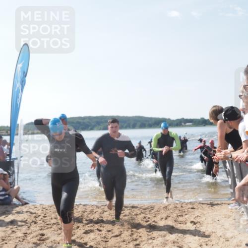 22.06.2025 - Viking Triathlon MichiJ http://msf.ph/oto/8089942 22.06.2025 10:37:41 Schwimmen 21, 141, 163, 177, 187, 245, 396, 411, 433, 456, 506, 614, 619, 639, 645 meine-sportfotos.de