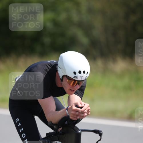 22.06.2025 - Viking Triathlon Yannick Fuchs http://msf.ph/oto/8089944 22.06.2025 11:06:07 Radfahren 1, 2, 44, 171, 281, 487, 530, 610, 644, 655 meine-sportfotos.de