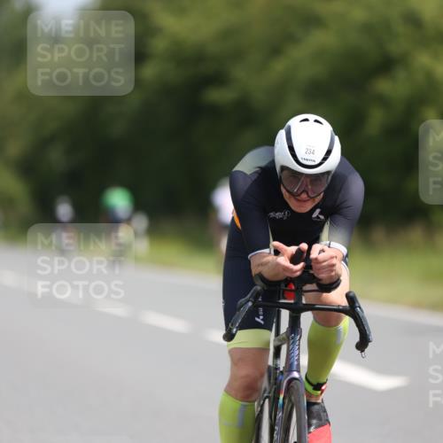 22.06.2025 - Viking Triathlon Yannick Fuchs http://msf.ph/oto/8089946 22.06.2025 11:50:44 Radfahren 17, 234, 509 meine-sportfotos.de