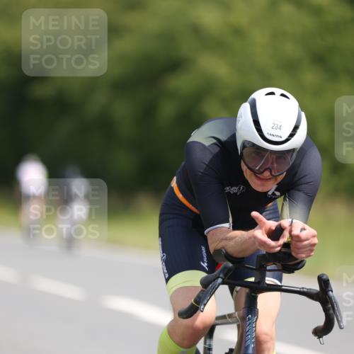 22.06.2025 - Viking Triathlon Yannick Fuchs http://msf.ph/oto/8089965 22.06.2025 11:50:44 Radfahren 17, 234, 509 meine-sportfotos.de