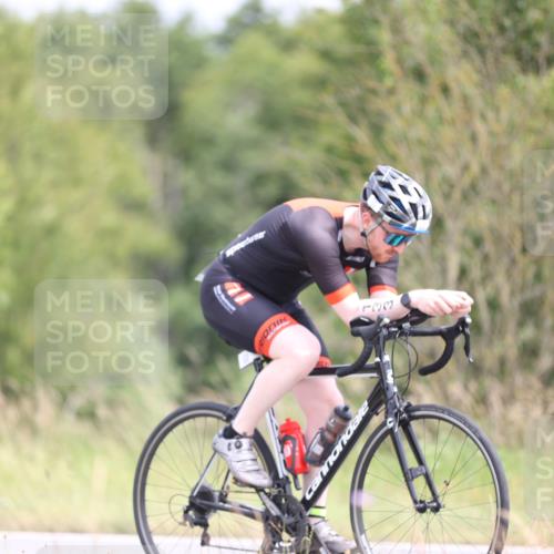 22.06.2025 - Viking Triathlon Yannick Fuchs http://msf.ph/oto/8089966 22.06.2025 13:21:59 Radfahren 133, 406 meine-sportfotos.de