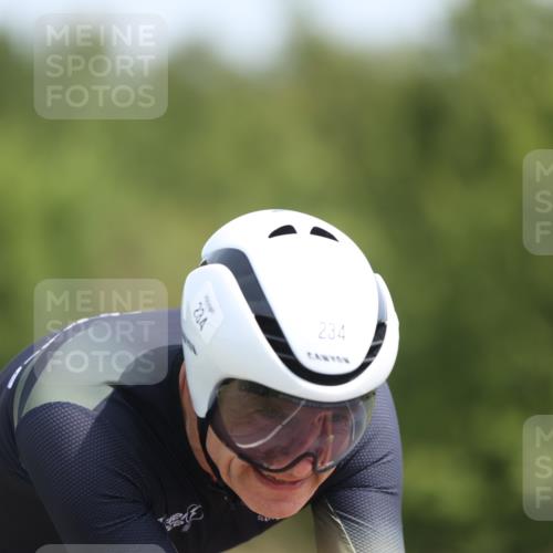 22.06.2025 - Viking Triathlon Yannick Fuchs http://msf.ph/oto/8089986 22.06.2025 11:50:45 Radfahren 17, 234, 509 meine-sportfotos.de