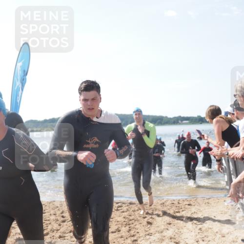22.06.2025 - Viking Triathlon MichiJ http://msf.ph/oto/8089988 22.06.2025 10:37:43 Schwimmen 21, 141, 163, 177, 187, 245, 396, 411, 433, 506, 614, 619, 639, 645 meine-sportfotos.de