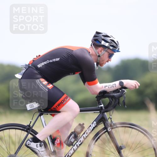 22.06.2025 - Viking Triathlon Yannick Fuchs http://msf.ph/oto/8090012 22.06.2025 13:22:01 Radfahren 133 meine-sportfotos.de