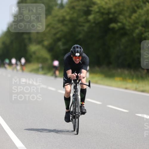 22.06.2025 - Viking Triathlon Yannick Fuchs http://msf.ph/oto/8090035 22.06.2025 11:50:55 Radfahren 14, 17, 358, 403, 440 meine-sportfotos.de