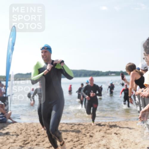 22.06.2025 - Viking Triathlon MichiJ http://msf.ph/oto/8090054 22.06.2025 10:37:44 Schwimmen 141, 163, 177, 187, 245, 396, 411, 433, 506, 614, 619, 639, 645 meine-sportfotos.de