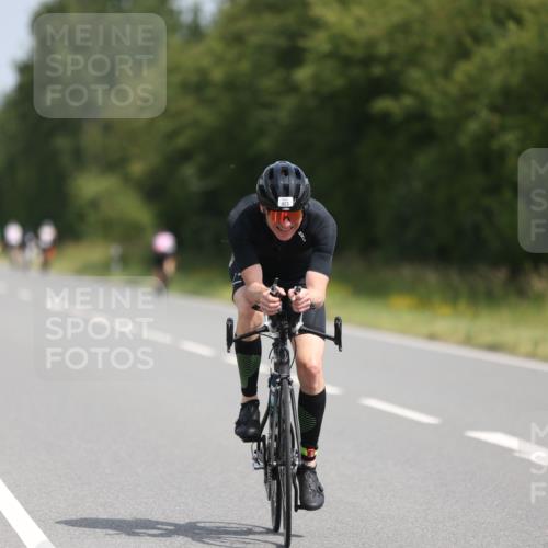 22.06.2025 - Viking Triathlon Yannick Fuchs http://msf.ph/oto/8090055 22.06.2025 11:50:55 Radfahren 14, 17, 358, 403, 440 meine-sportfotos.de