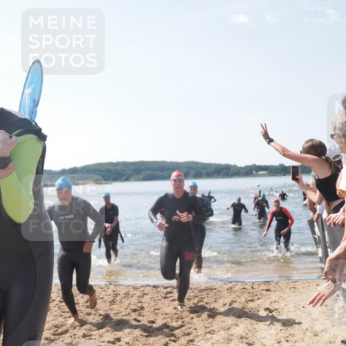 22.06.2025 - Viking Triathlon MichiJ http://msf.ph/oto/8090074 22.06.2025 10:37:45 Schwimmen 141, 163, 177, 245, 335, 396, 411, 433, 506, 614, 619, 639, 645 meine-sportfotos.de