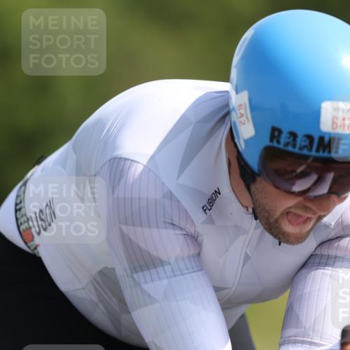 22.06.2025 - Viking Triathlon Yannick Fuchs http://msf.ph/oto/8090107 22.06.2025 11:06:23 Radfahren 78, 89, 110, 153, 361, 376, 427, 642 meine-sportfotos.de