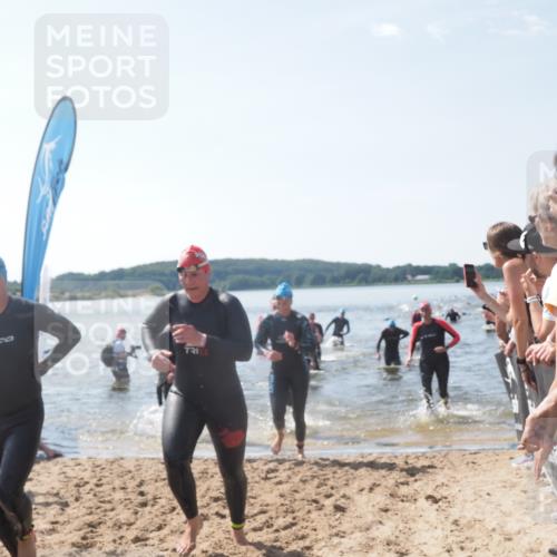 22.06.2025 - Viking Triathlon MichiJ http://msf.ph/oto/8090117 22.06.2025 10:37:46 Schwimmen 163, 177, 245, 335, 396, 411, 433, 506, 614, 619, 639, 645 meine-sportfotos.de