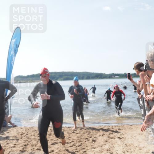 22.06.2025 - Viking Triathlon MichiJ http://msf.ph/oto/8090131 22.06.2025 10:37:46 Schwimmen 163, 177, 245, 335, 396, 411, 433, 506, 614, 619, 639, 645 meine-sportfotos.de