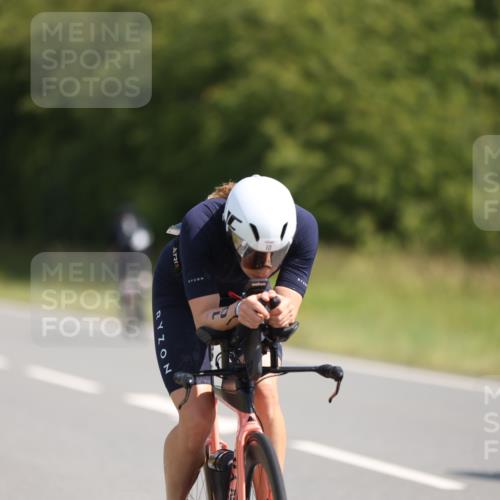 22.06.2025 - Viking Triathlon Yannick Fuchs http://msf.ph/oto/8090156 22.06.2025 11:06:41 Radfahren 10, 41, 54, 81, 148, 181, 194, 275, 389, 505, 538, 624, 625 meine-sportfotos.de