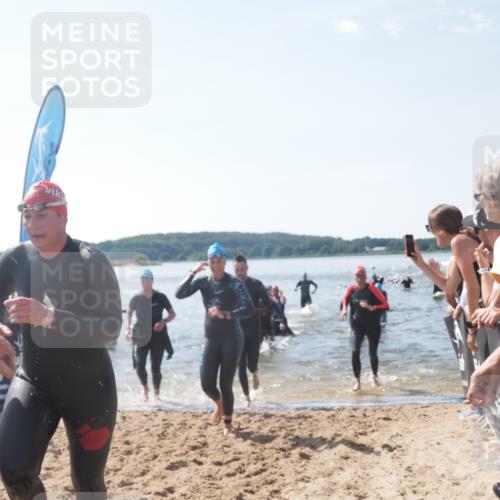 22.06.2025 - Viking Triathlon MichiJ http://msf.ph/oto/8090163 22.06.2025 10:37:47 Schwimmen 163, 177, 245, 335, 396, 411, 433, 506, 614, 619, 639, 645 meine-sportfotos.de