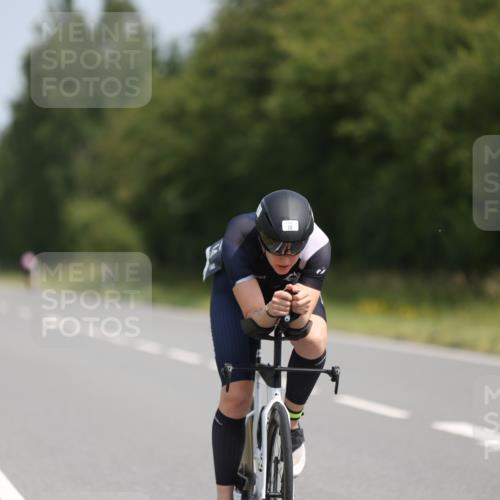 22.06.2025 - Viking Triathlon Yannick Fuchs http://msf.ph/oto/8090178 22.06.2025 11:51:02 Radfahren 14, 41, 324, 358, 440, 655 meine-sportfotos.de
