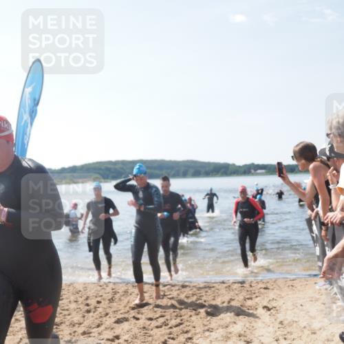 22.06.2025 - Viking Triathlon MichiJ http://msf.ph/oto/8090183 22.06.2025 10:37:47 Schwimmen 163, 177, 245, 335, 396, 411, 433, 506, 614, 619, 639, 645 meine-sportfotos.de